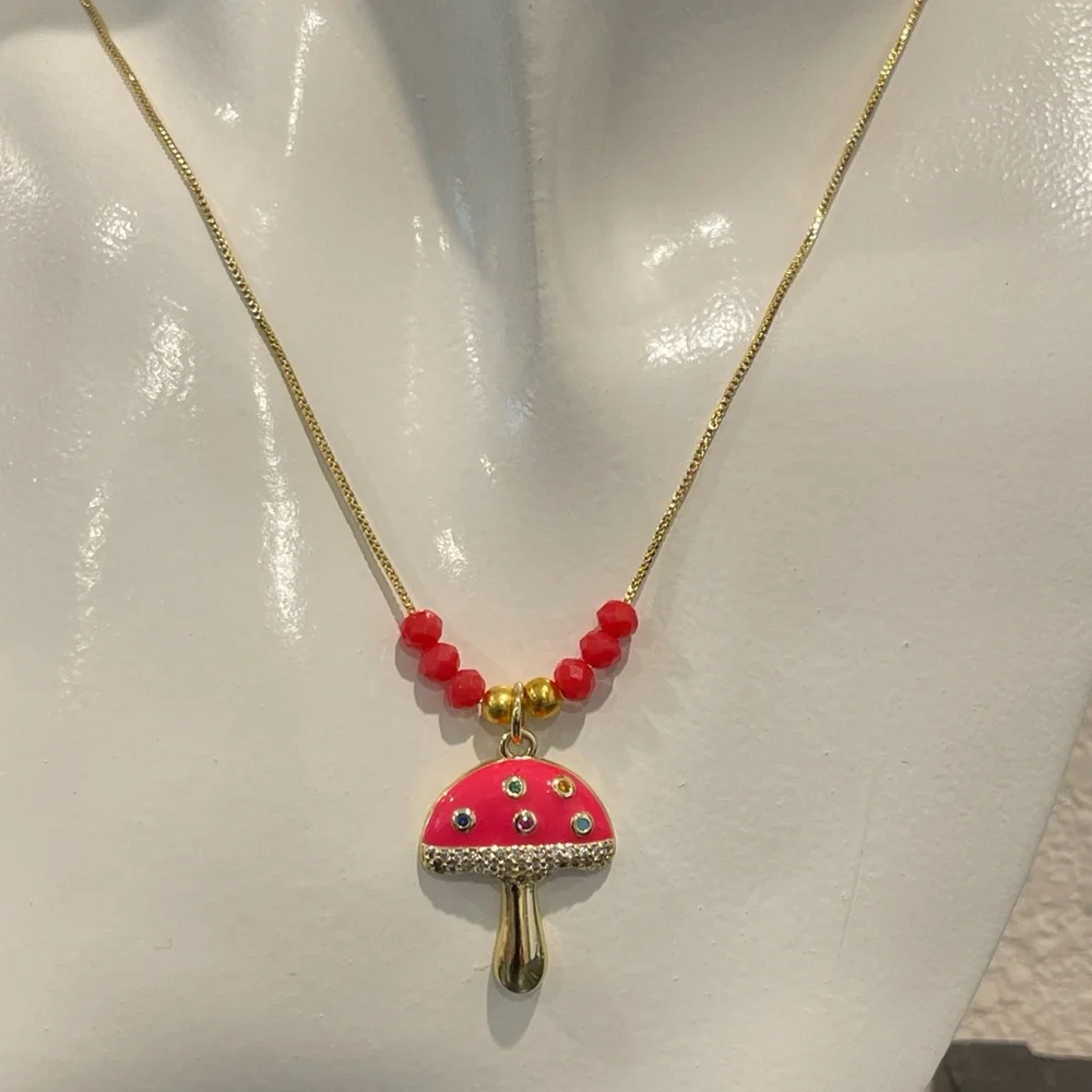 14k Gold Plated and coral mushroom pendant necklace - Picture 1 of 3